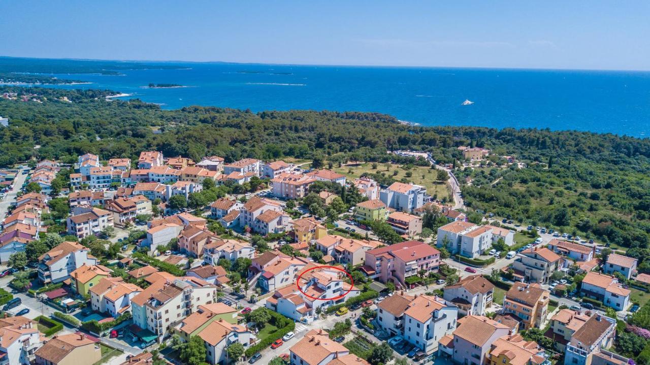 Black & White Apartment Rovinj Exterior photo